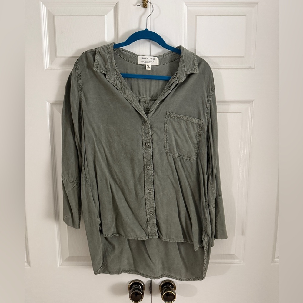 Cloth and Stone Button Up (Anthropologie)